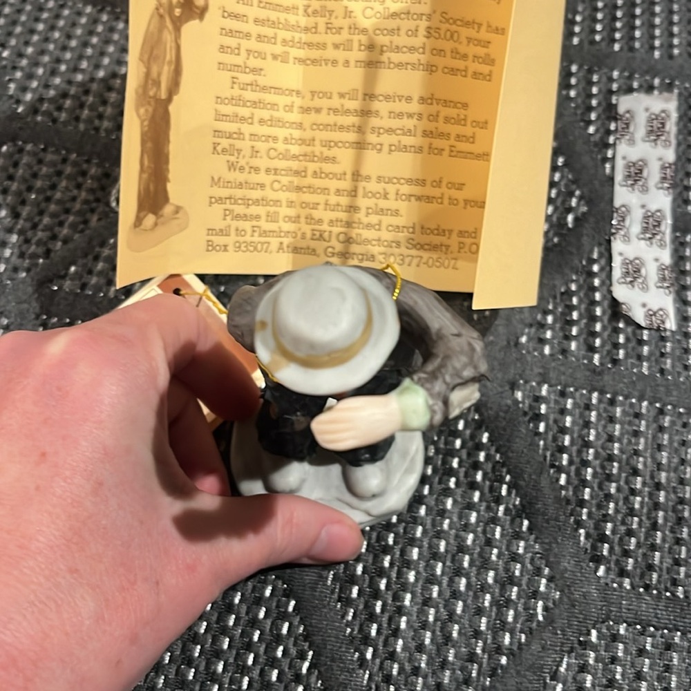 New in box Emmett Kelly Jr figure - Picture 2 of 6